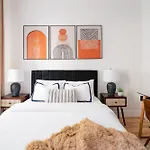 1290-3 New Renovated 2 Bedrooms In Ues